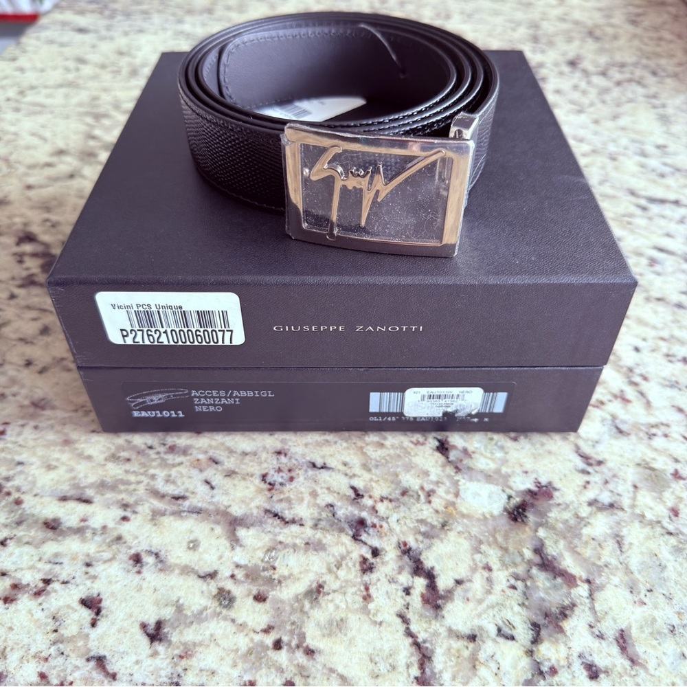 GIUSEPPE ZANOTTI Logo Black Leather Men’s Belt NWT!! - Picture 3 of 12